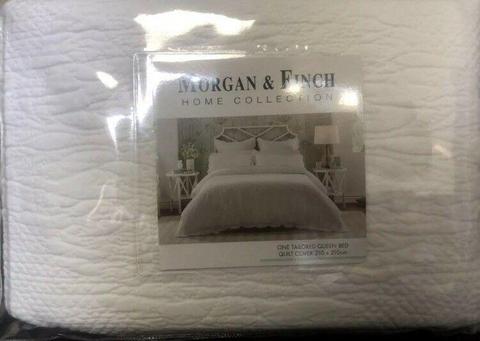 Morgan & Finch Queen quilt - brand new