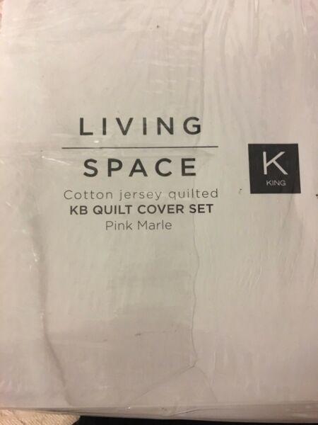 Brand new - King Quilt Cover