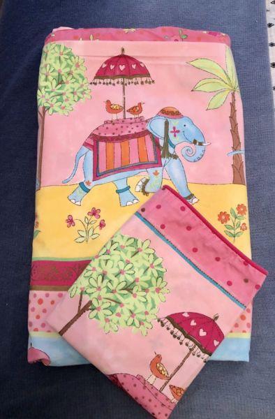 Hiccups Girls Single Quilt Cover and Pillow Case