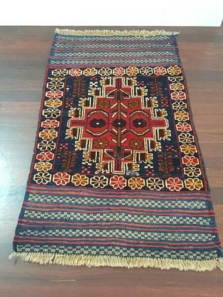 Small Persian/Afghan (?) rug 79 x 140 cm