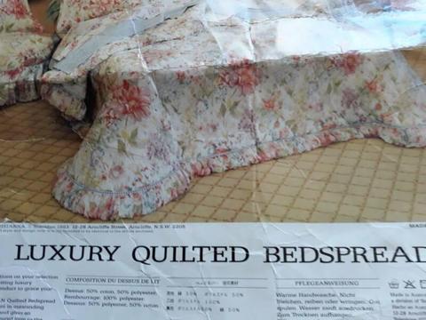 Sheridan Luxury Quilted Bedspread