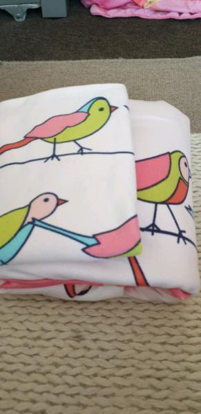 Single quilt cover and pillow case