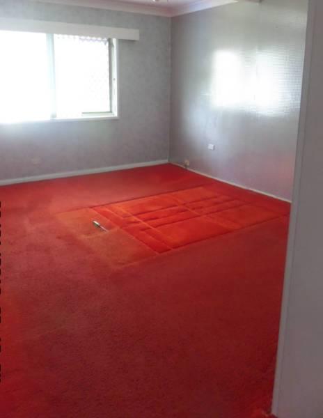 USED CARPET-RED-PLUS FOAM UNDERLAY-4.1MTRS x 3.5MTRS-READY TO GO