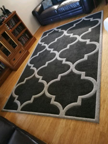 large 2m x 2.9m Charcoal arabesque printed rug