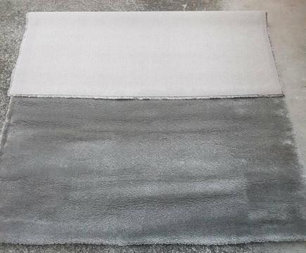Brand New floor rug light / medium grey 2.3 x 1.6 metre