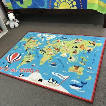 Kids rugs world map 140cm x 100cm
