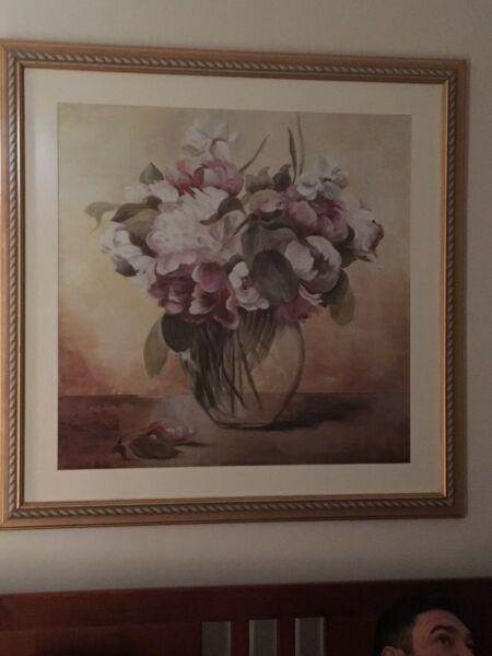Picture of flowers in vase