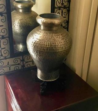 silver INDIAN hammered metal finish decorative vase urn pot