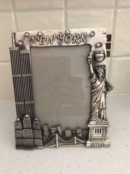 Wanted: Photo frame- New York