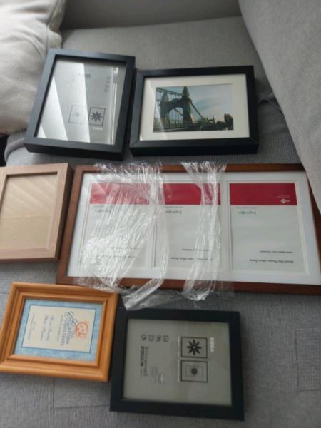 6 x pic frames, all different sizes $10