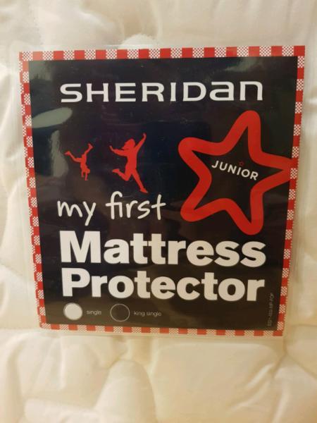 TWO Sheridan Single Waterproof Mattress Protector