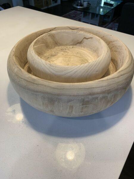 Set of two light driftwood bowls