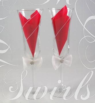 Toasting Glasses with a swirl