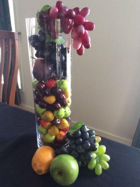Imitation fruit display