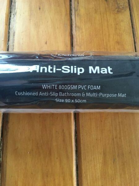 NEW Bunnings anti-slip mat