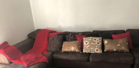 11 Cushions and 2 Throws