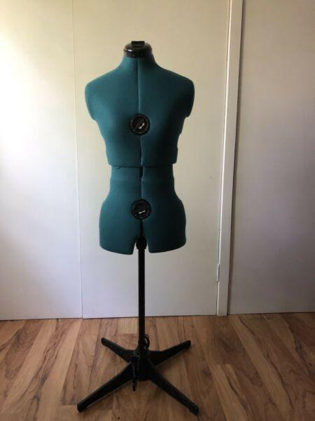 Sewing Maniquin