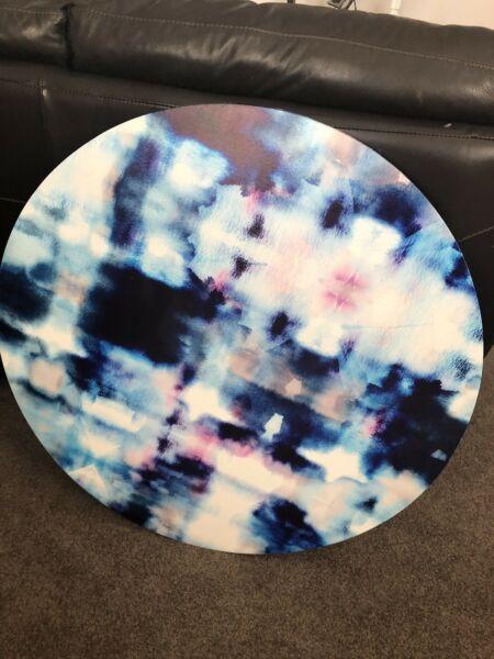Round canvas wall hanging
