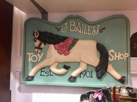 Very cool decore piece Old toy shop 3D horse