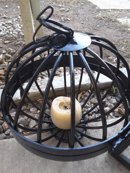 Cast iron candle holder