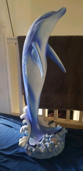 LIFESIZE DOLPHIN SCULPTURE STATUE