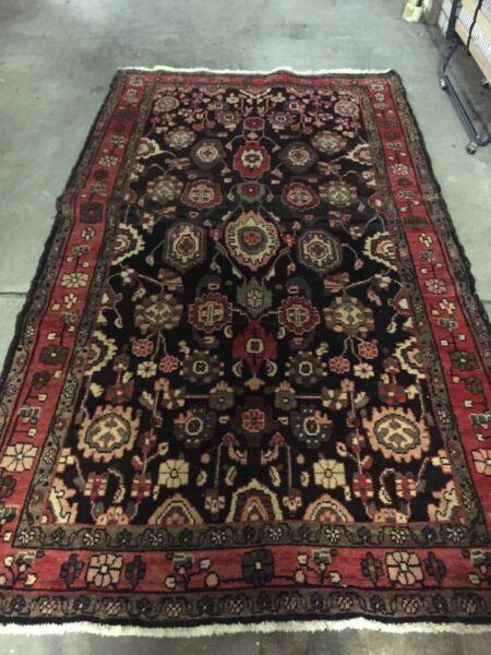 Persian rug 2.7M x 1.6M