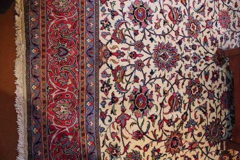 Authentic Persian Carpet Selection small to room size Ex Cond