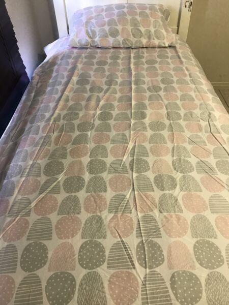 Single bed doona cover