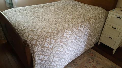 Quality Cotton Quilt. King Size