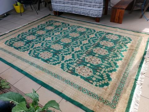 Hand made Pakistan Persian rug - Authentic