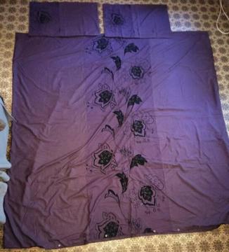 Purple & Black Floral Design Doona Cover Set - Queen Size - $50