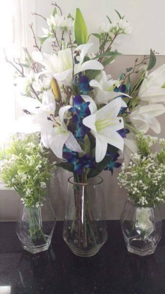 Artificial Flowers & Vases - Used for Wedding