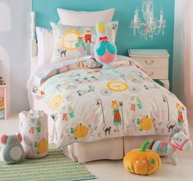Linen House Kids Cinderella Double Quilt Cover (Brand new)