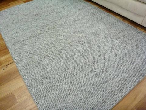 Handwoven Sumak Weave Wool & Art-Silk Empire Area Floor Rugs