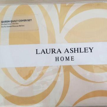 Queen Quilt Cover Set - Laura Ashley