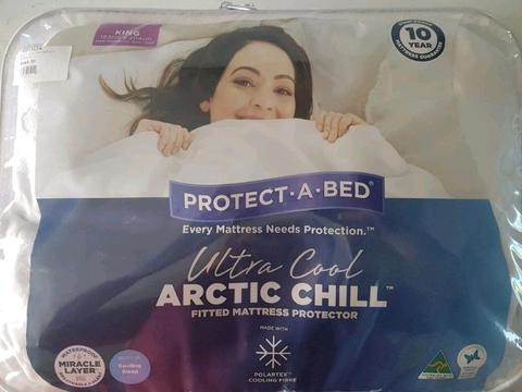 Ultra Cool Arctic Chill Mattress Protector