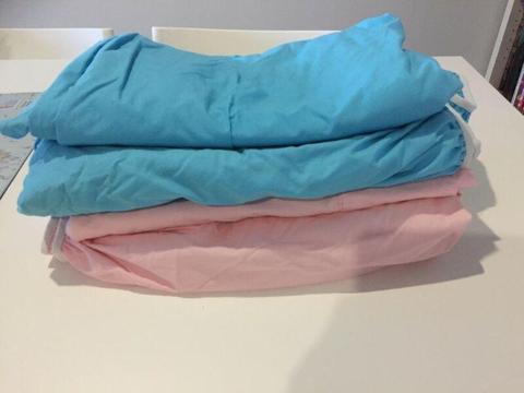 2 SETS OF SINGLE BED SHEETS