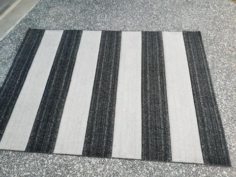 Floor Rug From Fantastic Furniture