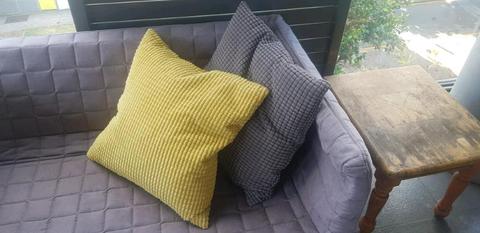 Ikea cushions (cover and pillow)