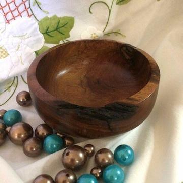 Small 'Argentea' Bowl (item A 092)