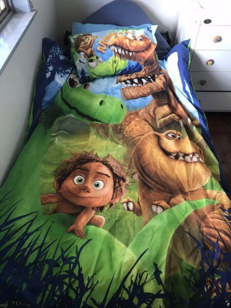 The good dinosaur single quilt cover set