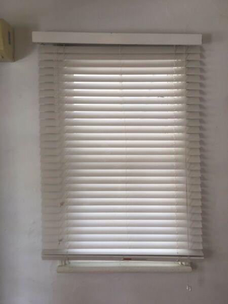 White Timber Blinds (7)