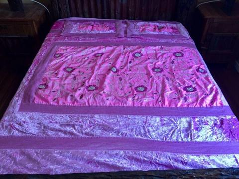 Embroidered sequinned Queen size bedspread and pillowcases
