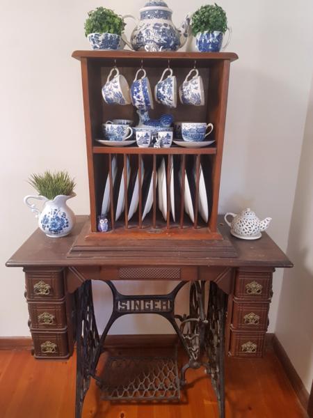 Singer Sewing Machine Cabinet Table Antique 6 drawers