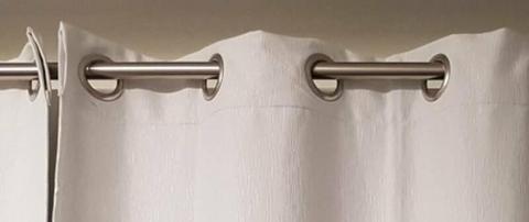 Extendable Curtain Rod (2 for sale @ $15 per Rod; $30 for 2 Rods)