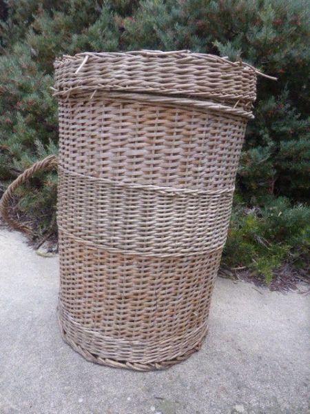 Retro vintage style Large can Basket Lid