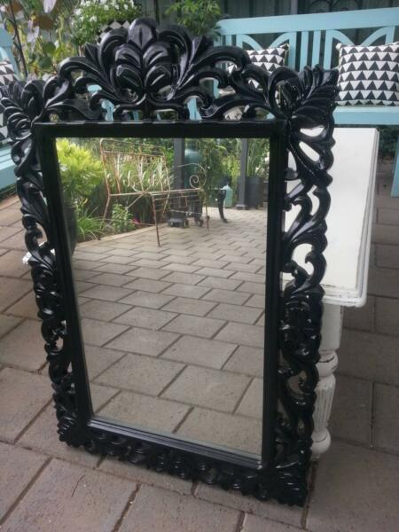 Attractive Black Wall Mirror (good size)