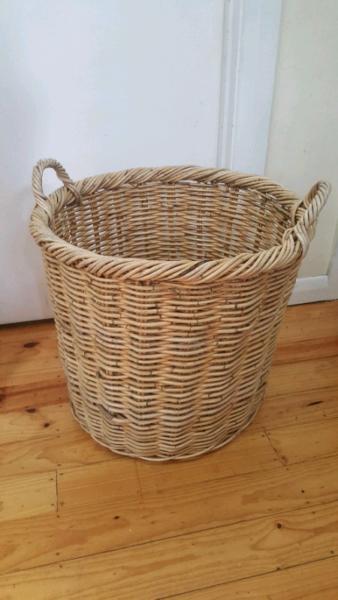 Extra large wicker basket