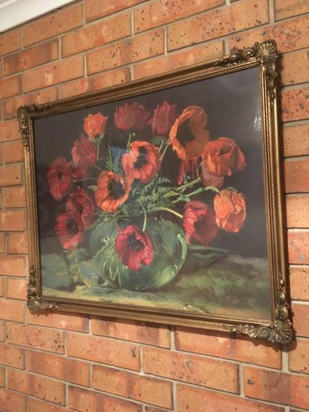 LARGE PRINT OF A GLASS VASE OF POPPIES