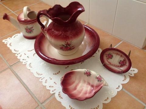 Jug and bowl set including watering can, two soap and bath dishes